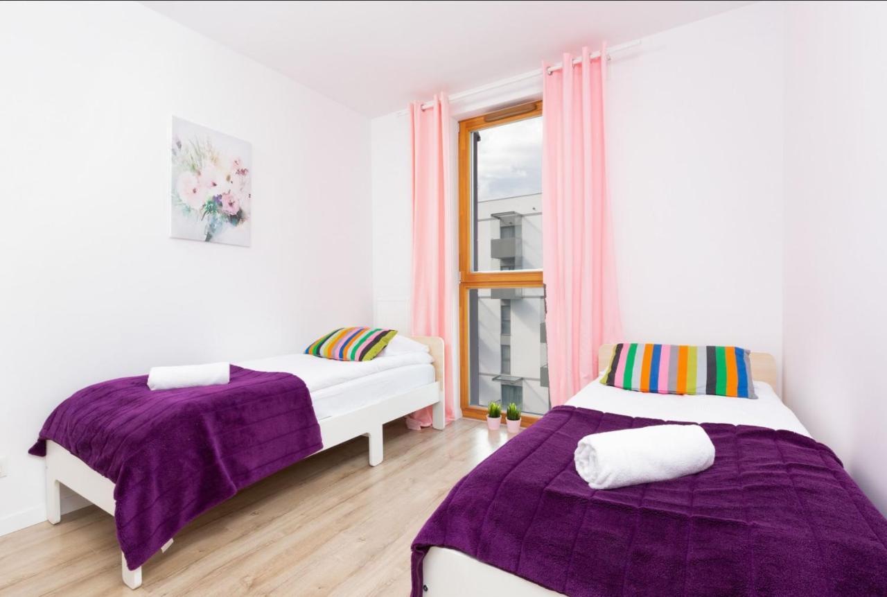 Apartamenty Kasprzaka P&O Serviced Apartments Varsovia Exterior foto