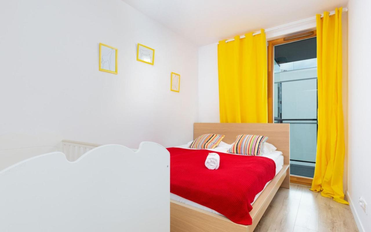 Apartamenty Kasprzaka P&O Serviced Apartments Varsovia Exterior foto
